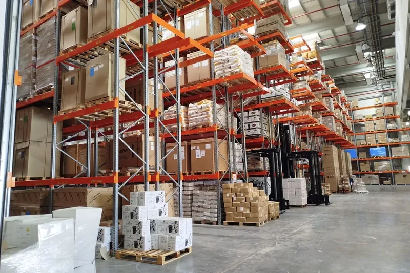F&B warehouse in Industrial Area street 45